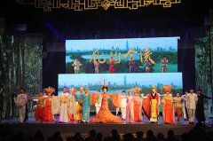南京首臺(tái)大型常態(tài)化演出——《風(fēng)韻金陵》正式上演